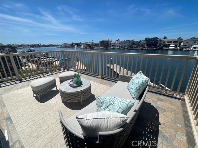 Detail Gallery Image 32 of 55 For 3562 Venture Dr, Huntington Beach,  CA 92649 - 4 Beds | 2/1 Baths