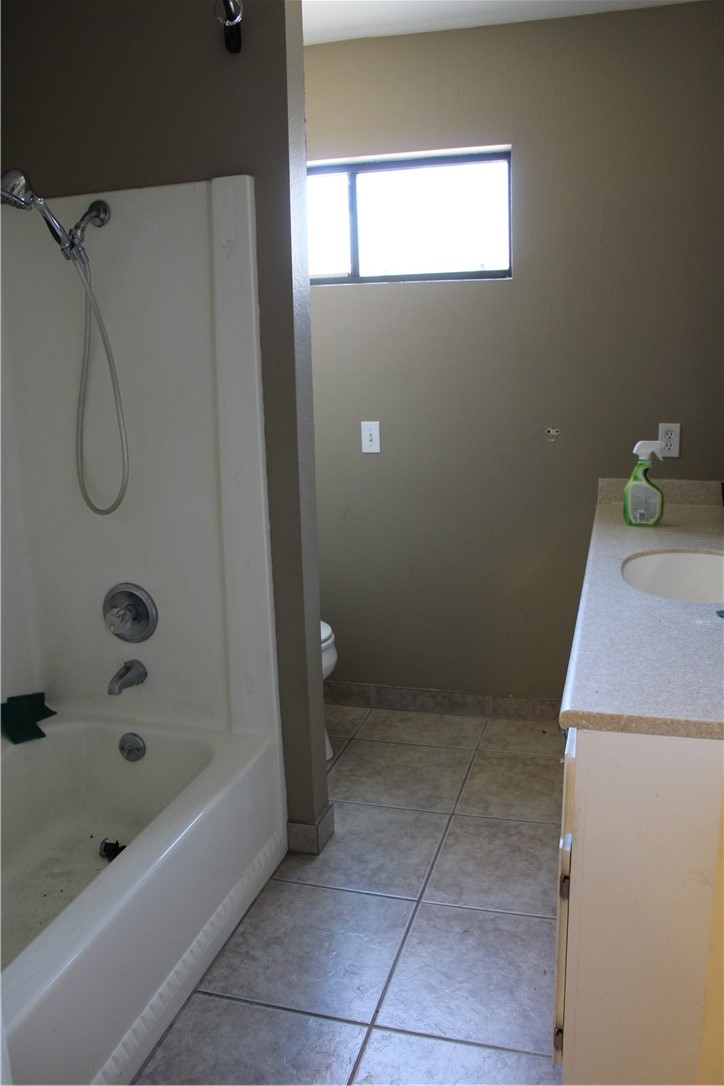 Detail Gallery Image 27 of 50 For 6775 Kenyon Ave, Hesperia,  CA 92345 - 4 Beds | 2/1 Baths