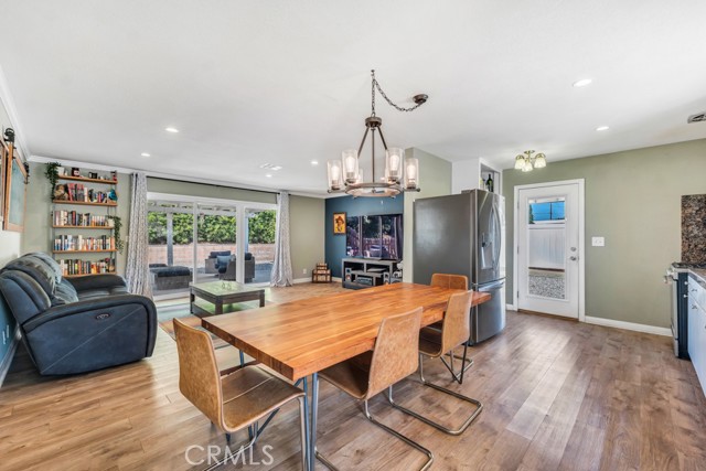 1555 Alexander Street photo 3