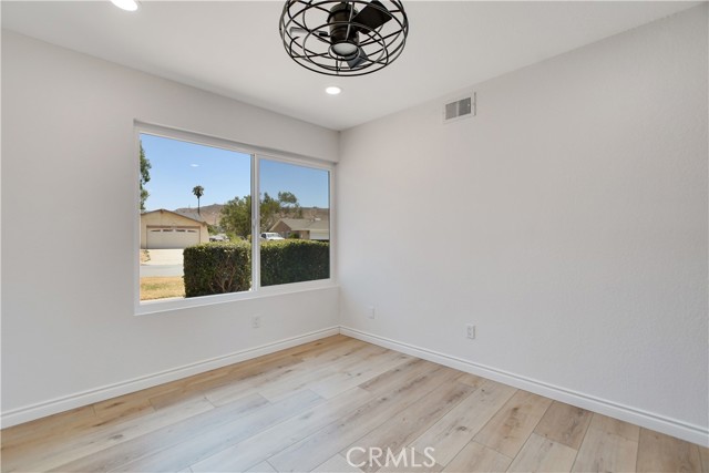 Detail Gallery Image 21 of 44 For 8248 Saddle Creek Dr, Jurupa Valley,  CA 92509 - 3 Beds | 2 Baths