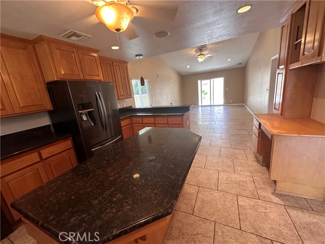 Detail Gallery Image 10 of 44 For 1299 Dogwood, Upland,  CA 91784 - 4 Beds | 2 Baths