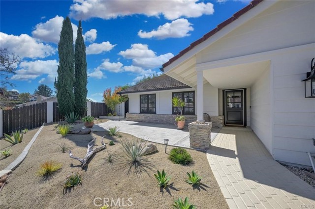 2911 Obrajero, San Clemente CA: https://media.crmls.org/medias/555849ff-43cc-4c19-9e90-34e90b909b0a.jpg