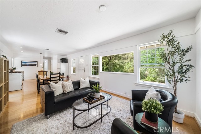 Detail Gallery Image 5 of 46 For 29552 Silverado Canyon Road, Silverado,  CA 92676 - 3 Beds | 1 Baths