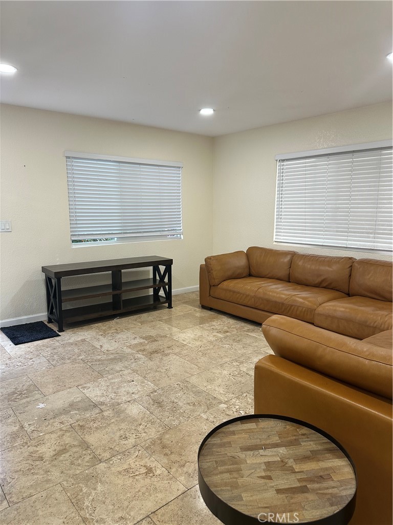 MLS #DW25268843 image #12