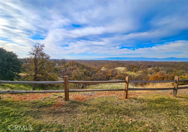 19035 Bonita Road, Red Bluff CA: https://media.crmls.org/medias/5559bb3d-dcfa-4625-a9dd-6677ab40f63e.jpg