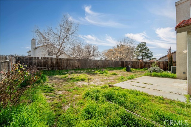 Detail Gallery Image 22 of 30 For 4044 Belleshire, Palmdale,  CA 93552 - 3 Beds | 2 Baths