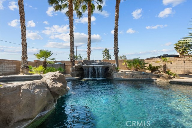 Detail Gallery Image 24 of 31 For 40139 15th, Palmdale,  CA 93551 - 3 Beds | 3 Baths