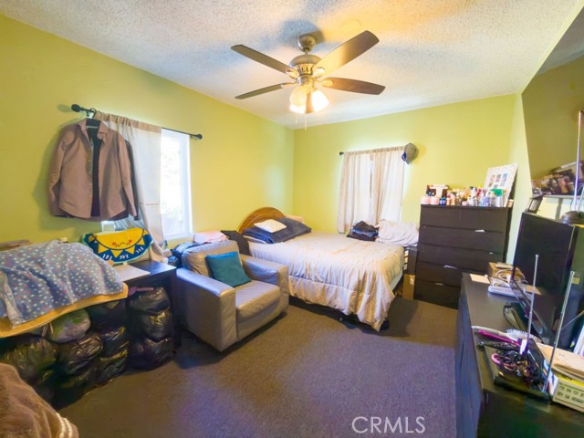 Detail Gallery Image 24 of 38 For 245 W 73rd, Los Angeles,  CA 90003 - 6 Beds | 4 Baths