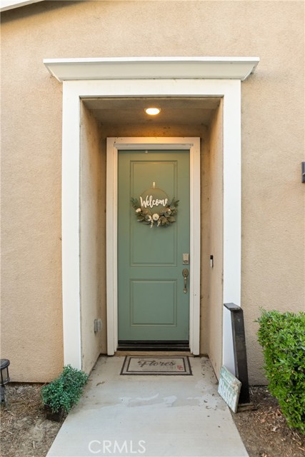Detail Gallery Image 2 of 40 For 4846 S Monarch Pl, Ontario,  CA 91762 - 4 Beds | 3 Baths