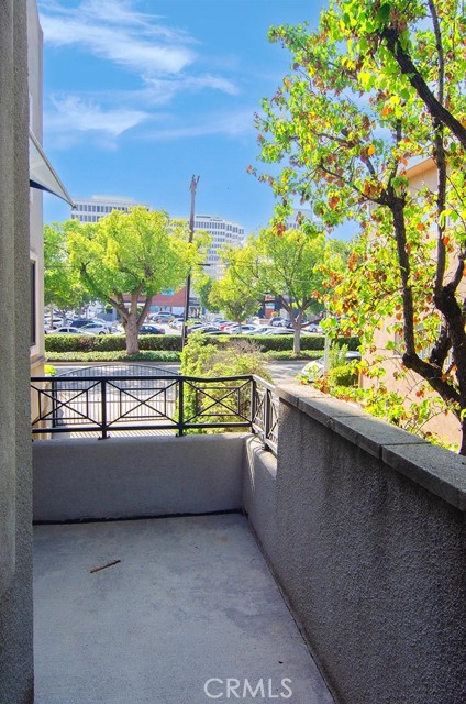 Detail Gallery Image 21 of 35 For 240 S Mentor #2,  Pasadena,  CA 91106 - 2 Beds | 2/1 Baths