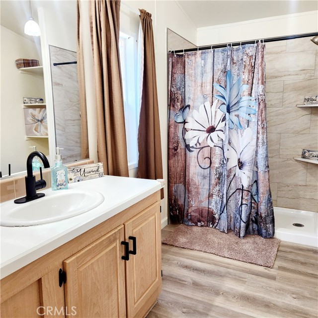 Detail Gallery Image 16 of 36 For 22241 Nisqually Rd #18,  Apple Valley,  CA 92308 - 3 Beds | 2 Baths