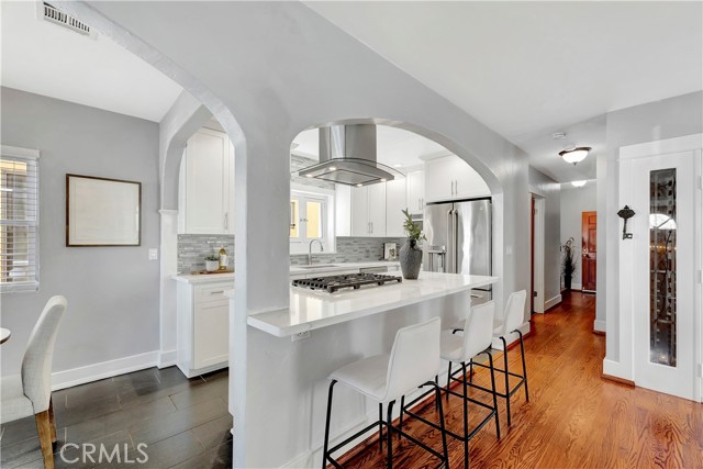 218 Covina Avenue, Long Beach CA: https://media.crmls.org/medias/555e0a26-b36b-4a8b-9532-5647fd948eef.jpg