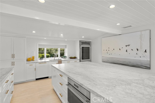 Detail Gallery Image 13 of 40 For 1924 Beryl Ln, Newport Beach,  CA 92660 - 4 Beds | 3/1 Baths