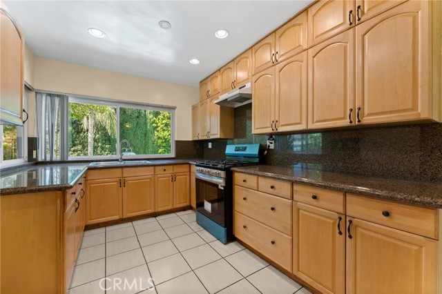 6627 Columbus Avenue, Van Nuys CA: https://media.crmls.org/medias/555e9f0f-619a-49f3-9c6e-ac9d0a60cd50.jpg