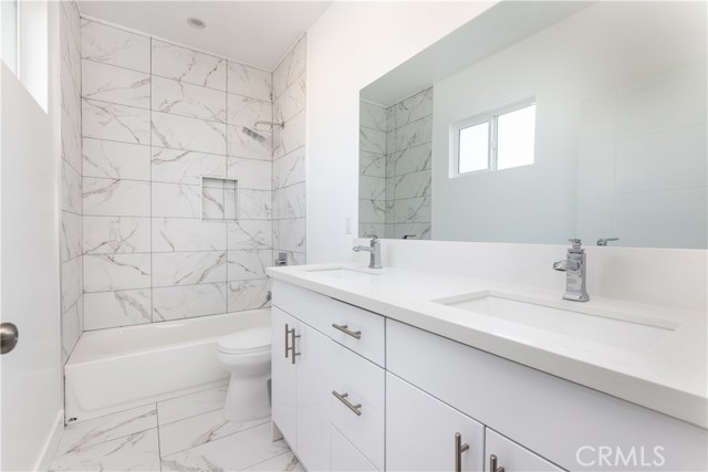 Detail Gallery Image 18 of 18 For 11308 Miranda St, North Hollywood,  CA 91601 - 4 Beds | 4 Baths