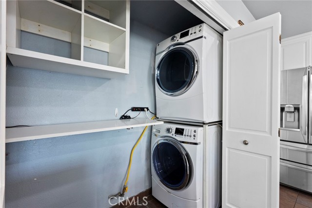 Detail Gallery Image 14 of 33 For 22923 Leadwell, West Hills,  CA 91307 - 3 Beds | 2 Baths