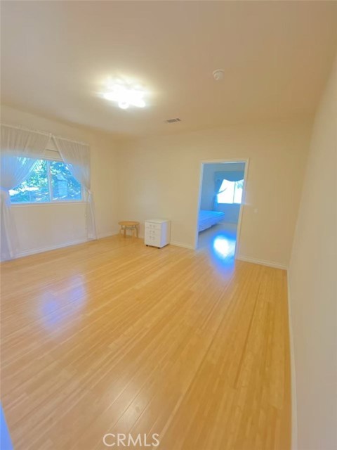Detail Gallery Image 17 of 22 For 8943 Emperor Ave, San Gabriel,  CA 91775 - 3 Beds | 3 Baths