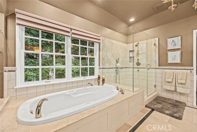Detail Gallery Image 16 of 68 For 315 Arbolada Dr, Arcadia,  CA 91006 - 4 Beds | 4/2 Baths