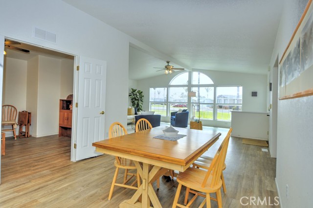 Detail Gallery Image 10 of 35 For 140 S Dolliver St #219,  Pismo Beach,  CA 93449 - 2 Beds | 2 Baths