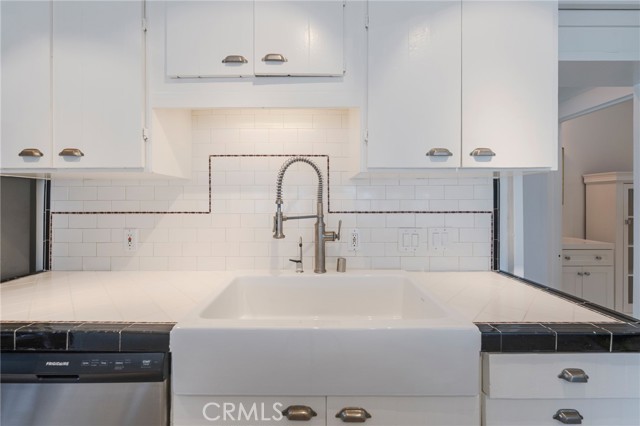 Detail Gallery Image 10 of 48 For 410 Carroll Canal, Venice,  CA 90291 - 3 Beds | 2 Baths