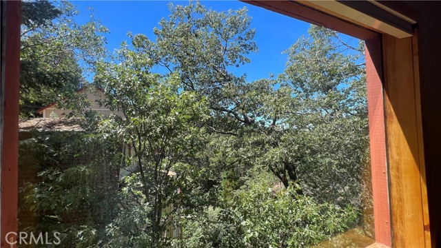 Detail Gallery Image 16 of 46 For 33478 Angeles Dr, Green Valley Lake,  CA 92341 - 2 Beds | 2 Baths