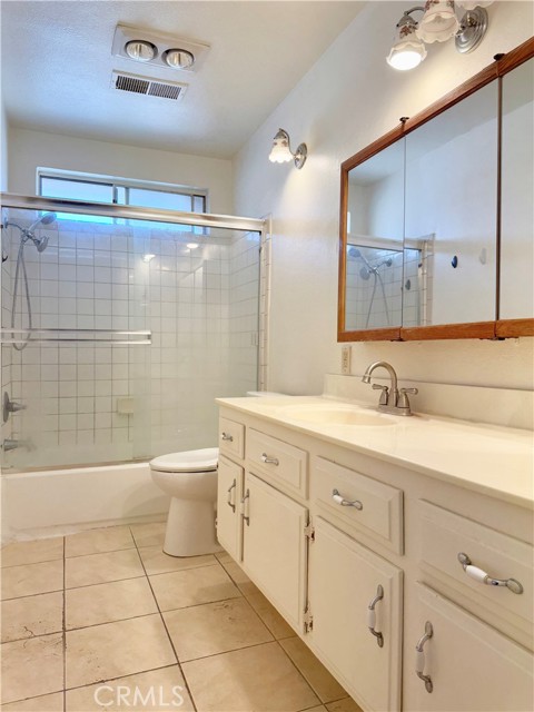 Detail Gallery Image 12 of 22 For 2369 Canyon Park Dr, Diamond Bar,  CA 91765 - 2 Beds | 1/1 Baths