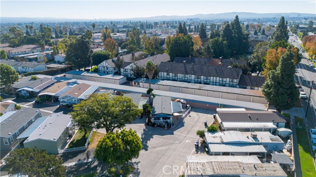 Detail Gallery Image 18 of 18 For 102 E Balboa #146,  Tustin,  CA 92780 - 3 Beds | 2 Baths