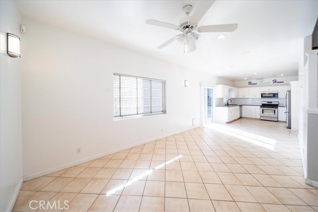 Detail Gallery Image 15 of 43 For 570 Emory, Imperial Beach,  CA 91932 - 3 Beds | 2/1 Baths