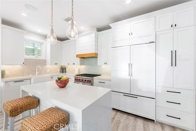 417 E Bay, Newport Beach CA: https://media.crmls.org/medias/55656aea-3246-4c5b-9b6c-5576fd845112.jpg