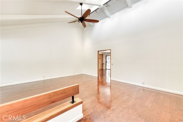 6300 N Palm Avenue, Fresno CA: https://media.crmls.org/medias/5565acaf-05f4-4fc1-9351-d79084a38942.jpg