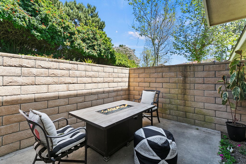 Detail Gallery Image 22 of 23 For 5499 E. Willow Woods #87,  Anaheim,  CA 92807 - 3 Beds | 1/1 Baths