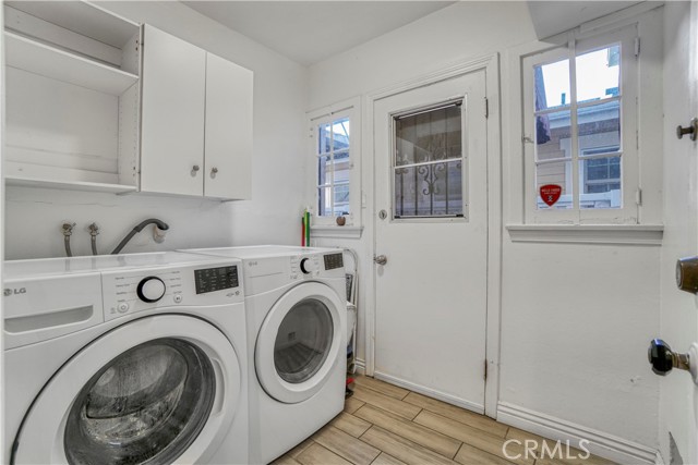 102 Bonito Avenue, Long Beach CA: https://media.crmls.org/medias/55669cee-bc16-44d5-9ecb-dfec596ddb40.jpg