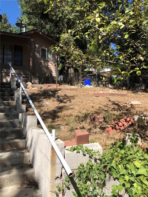 23792 Springwater, Crestline, CA 92325
