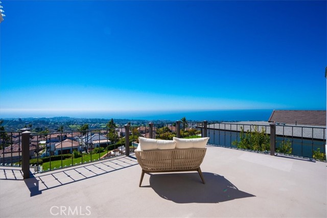 507 Via Florida, San Clemente CA: https://media.crmls.org/medias/5566e280-b20d-4f26-833f-9d01a13fbe4d.jpg