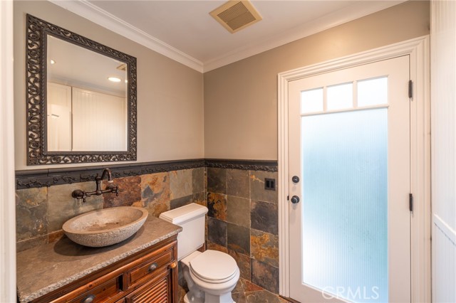 Detail Gallery Image 40 of 66 For 712 Aleppo, Newport Beach,  CA 92660 - 3 Beds | 2 Baths