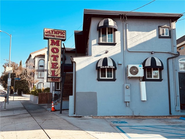 Image 3 of 22 For 5850 Olympic