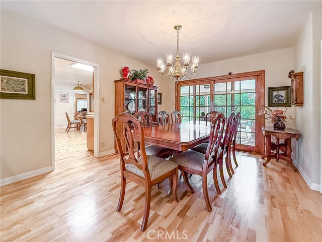 17508 Marilla Street photo 11