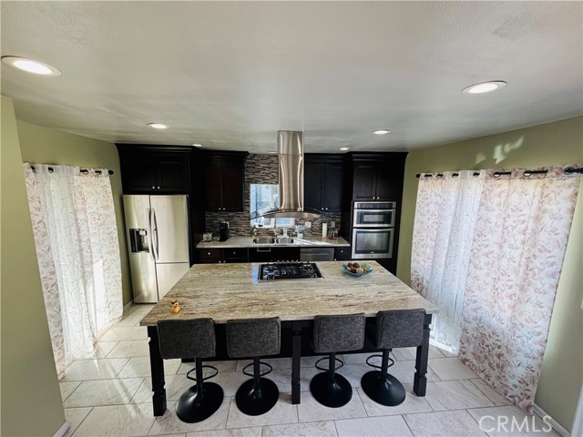 Detail Gallery Image 6 of 25 For 5311 Pirotte Dr, San Diego,  CA 92105 - 2 Beds | 2 Baths