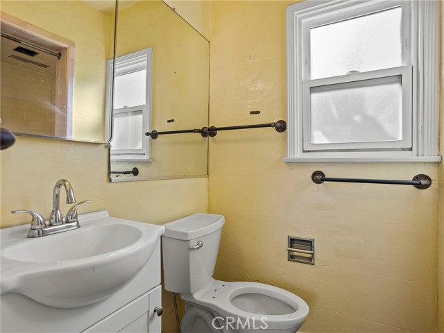 Detail Gallery Image 26 of 44 For 207 W Ash Ave, Burbank,  CA 91502 - 2 Beds | 1 Baths