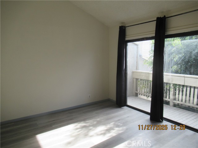 Detail Gallery Image 12 of 17 For 2220 E Chapman #51,  Fullerton,  CA 92831 - 2 Beds | 1/1 Baths