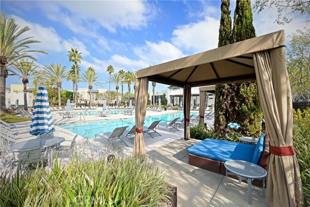 Detail Gallery Image 12 of 60 For 12921 Mission Avenue #102,  Hawthorne,  CA 90250 - 2 Beds | 2/1 Baths