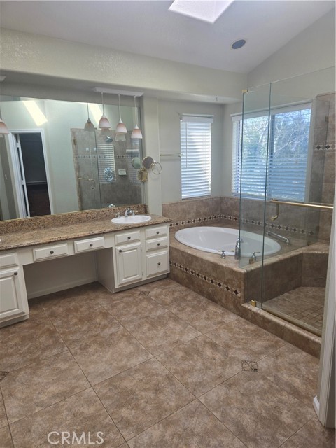 Detail Gallery Image 8 of 8 For 31594 Paseo Goleta, Temecula,  CA 92592 - 5 Beds | 3 Baths