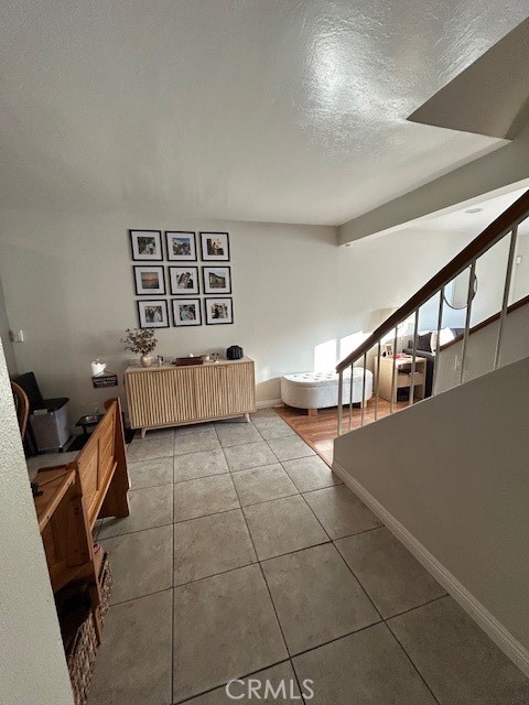 Detail Gallery Image 5 of 30 For 950 W Lambert #4,  La Habra,  CA 90631 - 2 Beds | 1/1 Baths