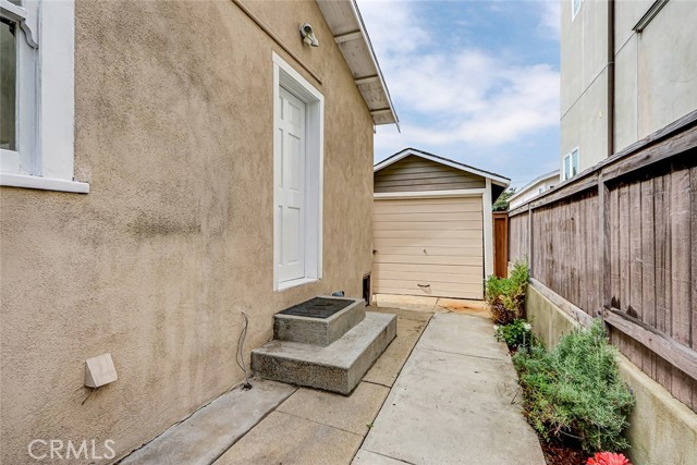 Detail Gallery Image 34 of 39 For 221 S Guadalupe, Redondo Beach,  CA 90277 - 3 Beds | 1 Baths