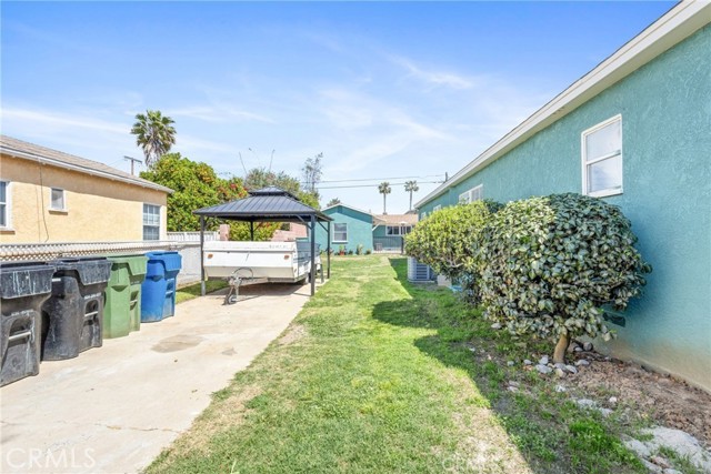 Detail Gallery Image 24 of 28 For 9232 S 7th Ave, Inglewood,  CA 90305 - 4 Beds | 2/1 Baths