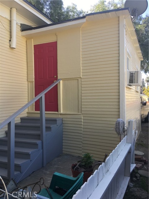 3499 Lemon Street, Riverside CA: https://media.crmls.org/medias/556d8f9b-1543-409c-966e-0c155a647843.jpg