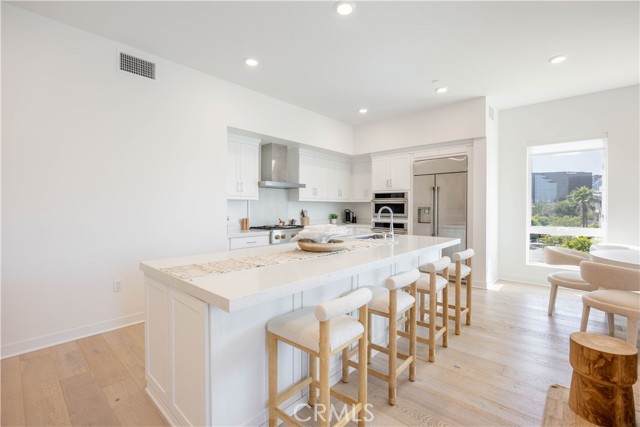 3400 Rivington, Irvine CA: https://media.crmls.org/medias/556dc259-a09a-46d6-b1ea-08694b6eb1d8.jpg