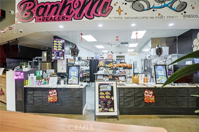 989 S Glendora Avenue, West Covina CA: https://media.crmls.org/medias/556dcceb-80e5-4e83-966f-6f23de9583da.jpg