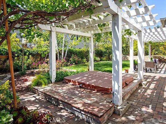 Detail Gallery Image 24 of 44 For 780 Paseo De Leon, Newbury Park,  CA 91320 - 5 Beds | 3/1 Baths