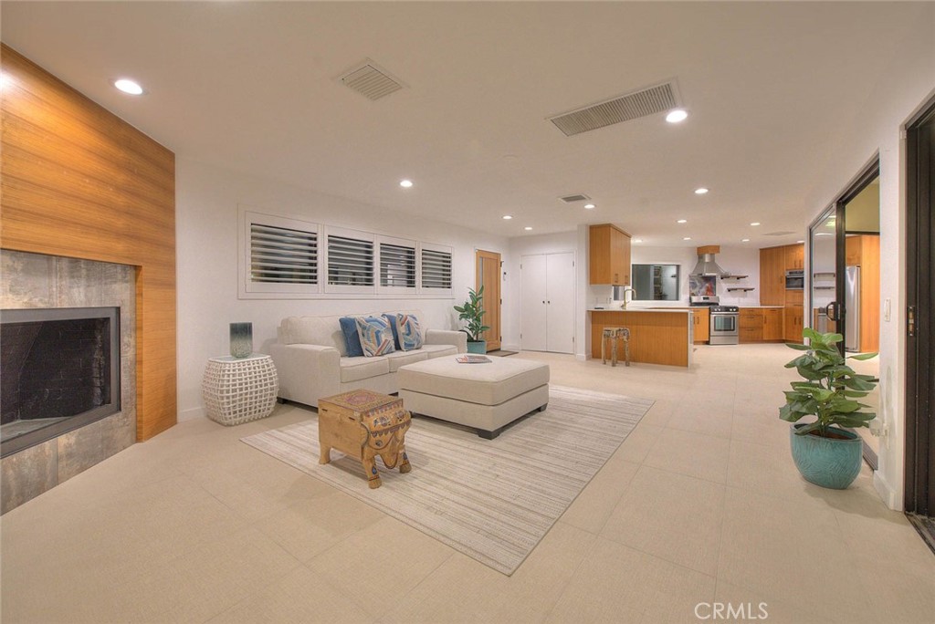 MLS #CV25244852 image #8